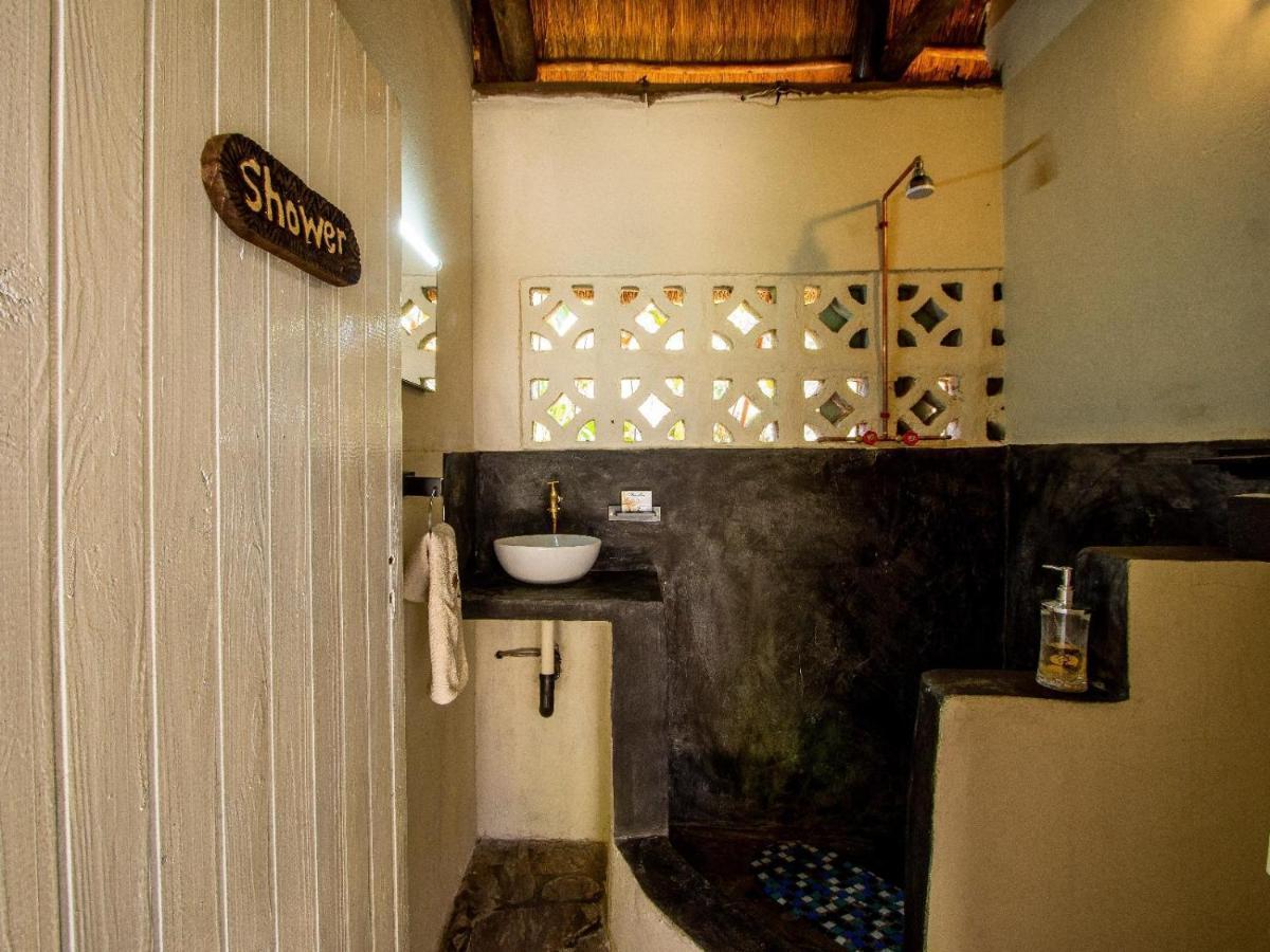 Victoria Falls Backpackers Lodge- Camp Sites Buitenkant foto