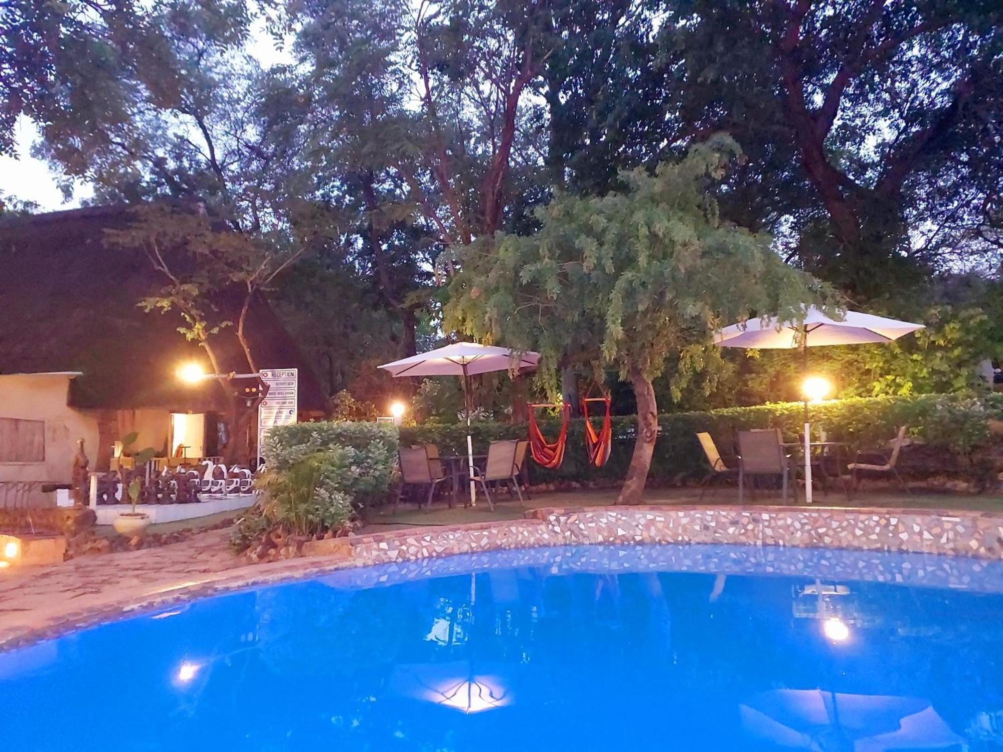 Victoria Falls Backpackers Lodge- Camp Sites Buitenkant foto